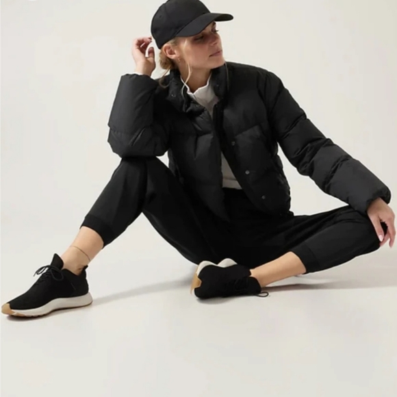 Athleta Get Set Hybrid Joggers NWT - Picture 7 of 11